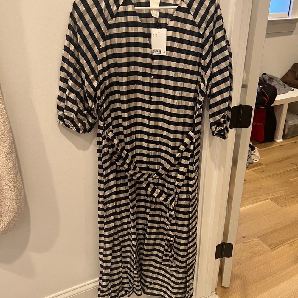 H&M dress